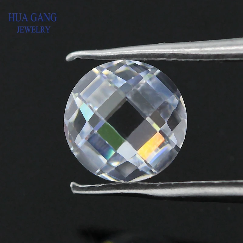 Белый кубический циркониевый камень круглой формы двойной шахматной огранки