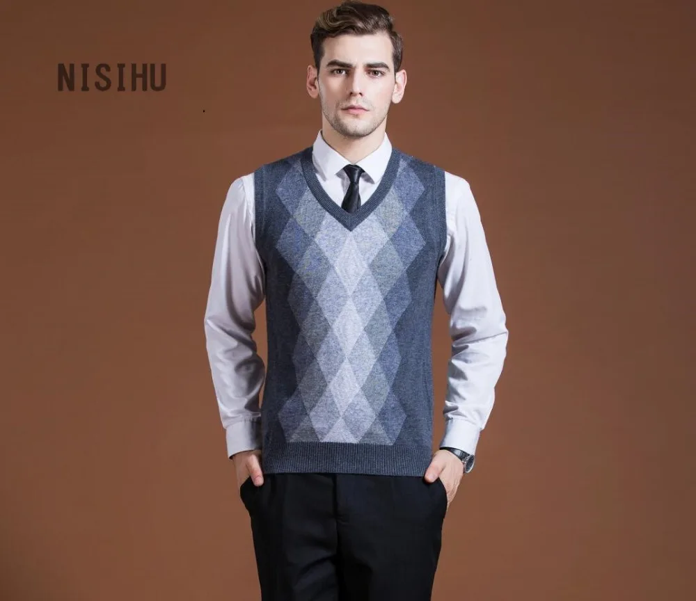 Женский шерстяной жаккардовый свитер в клетку с V-образным вырезом | Мужская