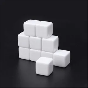 10 шт.лот! 18 мм глянцевая зеркальная световая пластина для обучающих костей может быть трафаретной печатью DIY красные зеленые кости квадратный угол