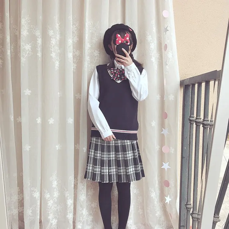 Черный мужской и жилет в полоску с V-образным вырезом | Женская одежда