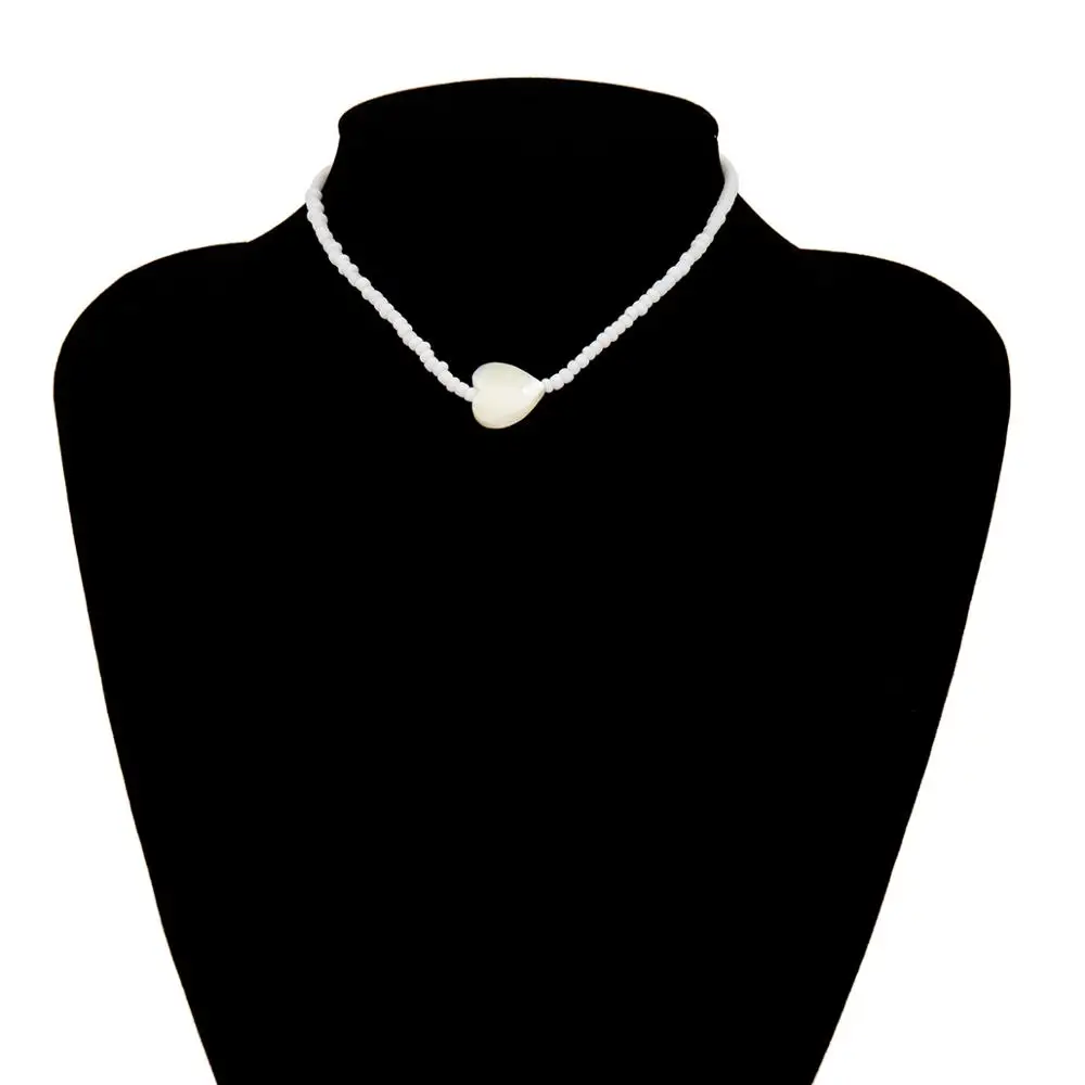 

IngeSight.Z Simple Minimalism White Beaded Choker Necklace Collar Women Jewelry Statement Cute Love Heart Shell Clavicle Chain