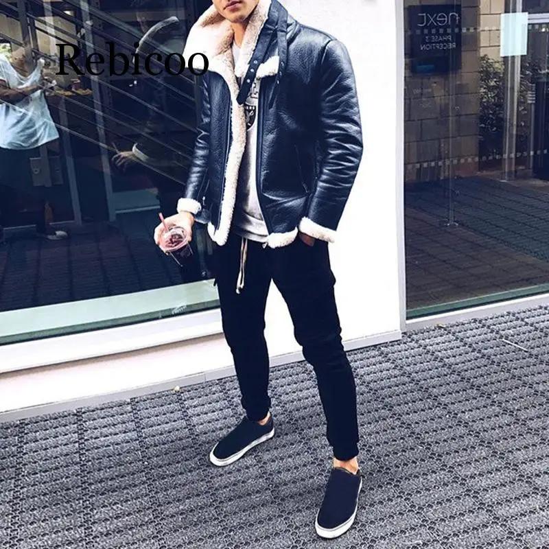 

Coats & Jackets