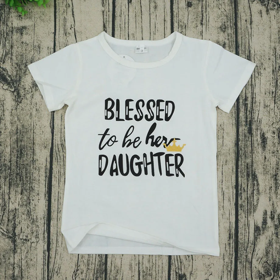 Летняя футболка для мамы и дочки Одинаковая одежда семьи хлопковые рубашки с