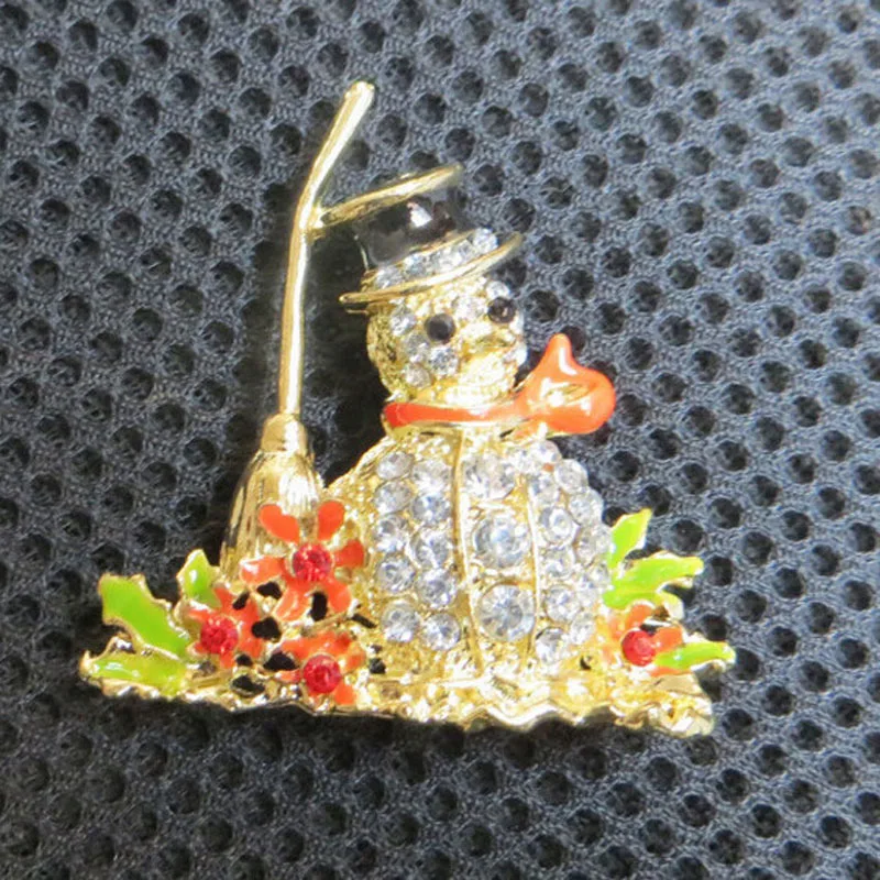 

Christmas Gift New Year Gifts New Year Rhinestone Crystal Snowman Brooch Pin Gold Tone Xmas Jewelry Wholesale 12 Pcs