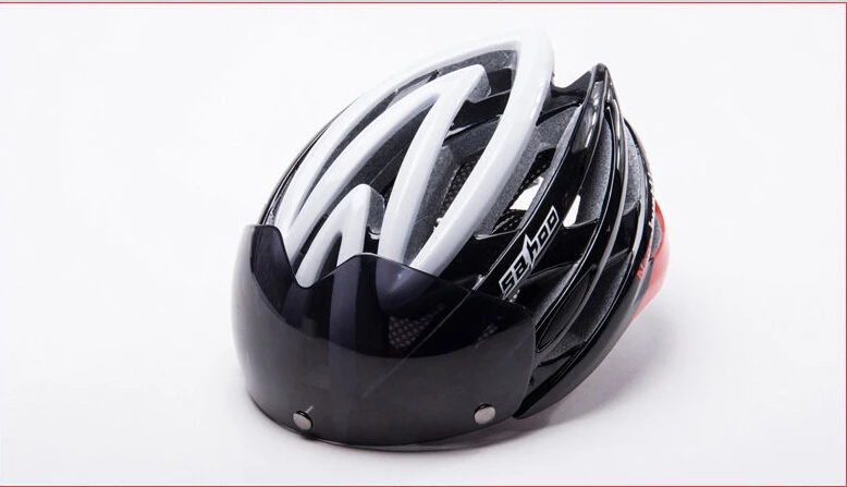 

Motorcycle Bicycle Helmet Women Men Cycling Helmet Magnetic Goggles Ultralight Motorbike Mountain Road Bike Helmet