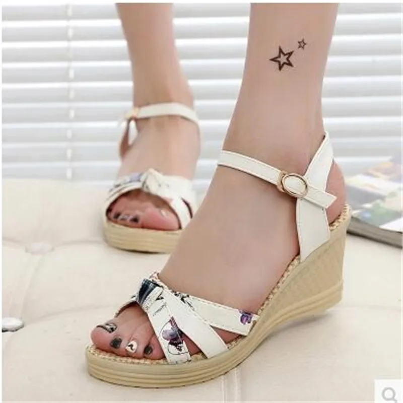Мода Поп красивая женская обувь Летний стиль женские сандалии Высокая платформа