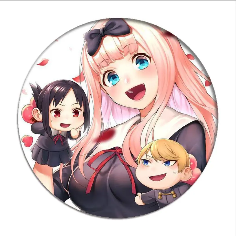 Брошь Kaguya sama с надписью Love is War| |