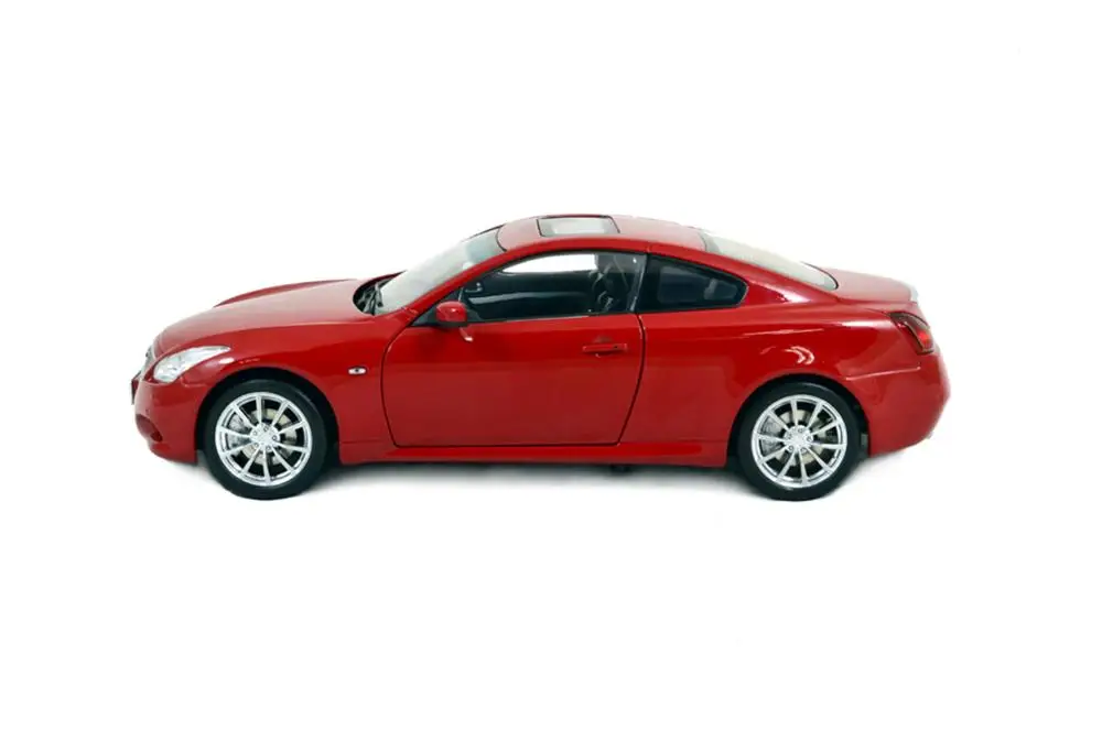 Paudi модель 1/18 1:18 1 18 масштаб Infiniti G37 купе 2013 Красная литая под давлением автомобиля