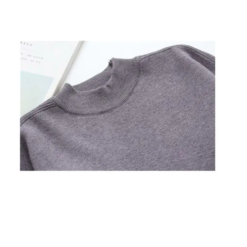 

Korean Version of The 2018 Autumn and Winter Wool Stitching Sweater Loose Pullovers With Beading Sweater