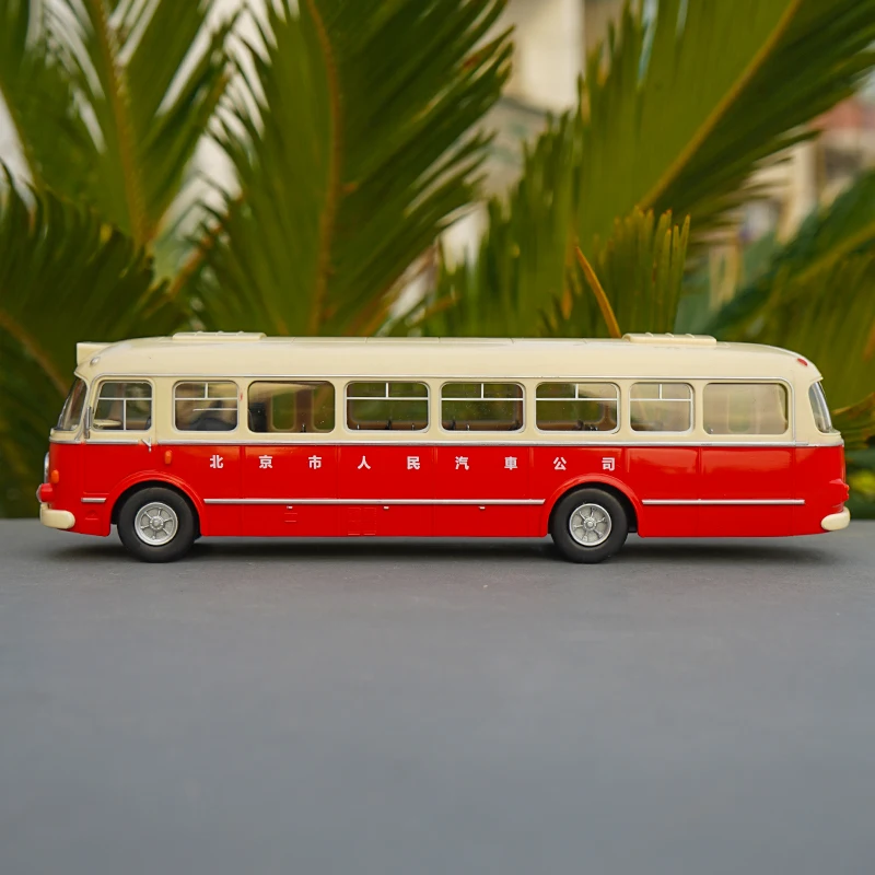 1/43 масштабная модель автомобиля игрушки SKODA OCTAVIA III KROSA литья под давлением