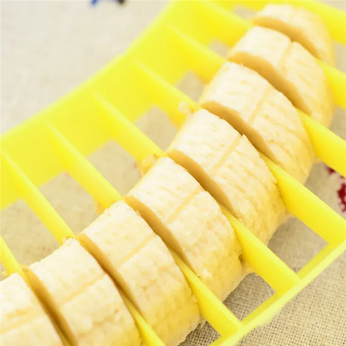 1 шт. слайсер измельчитель бананов Резак Пластиковый банановый салат инструмент