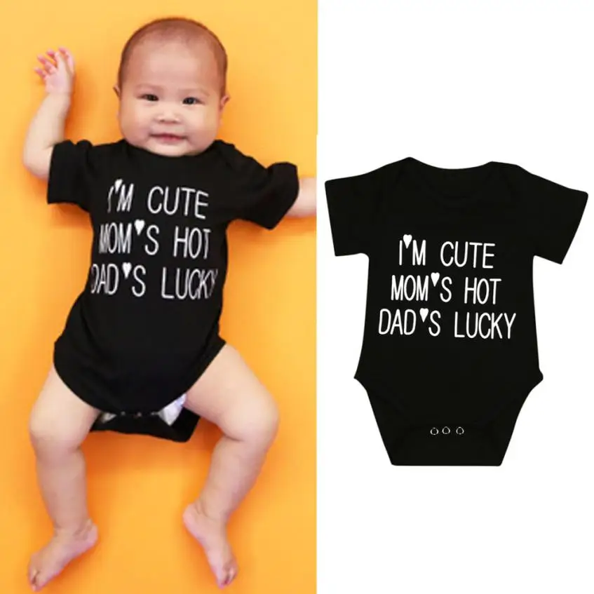 Комбинезон с короткими рукавами и буквенным принтом для новорожденных мальчиков