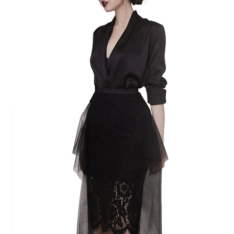 

Max Spri 2019 New Ladies Women's V Neckline Long Sleeves Blouse With Mesh Lace Skirt Two-piece Women Office Style