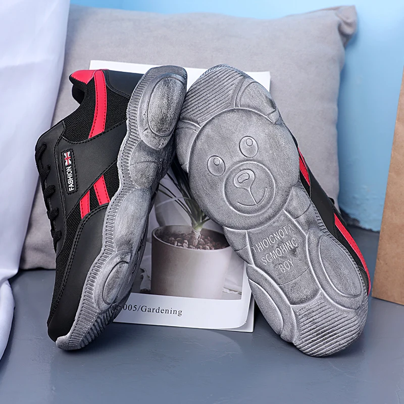 

2019 Men Running Shoes Breathable Outdoor Sports Shoes Lightweight Sneakers Comfortable Athletic personality Training Footwear