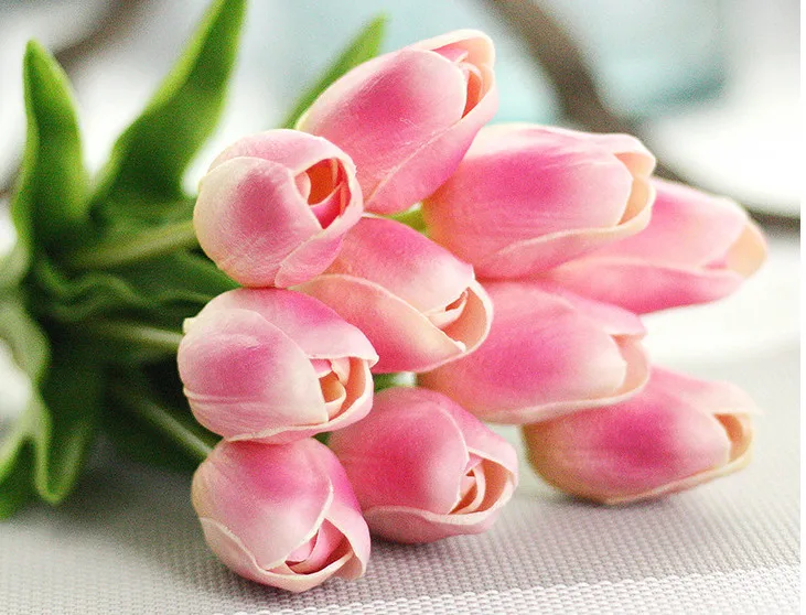 11PC Fake Red Tulips Silk Tulip Artificial Flowers Tulips For Home Decoration Lot Artificial Flowers For Wedding Tulip Bouquets