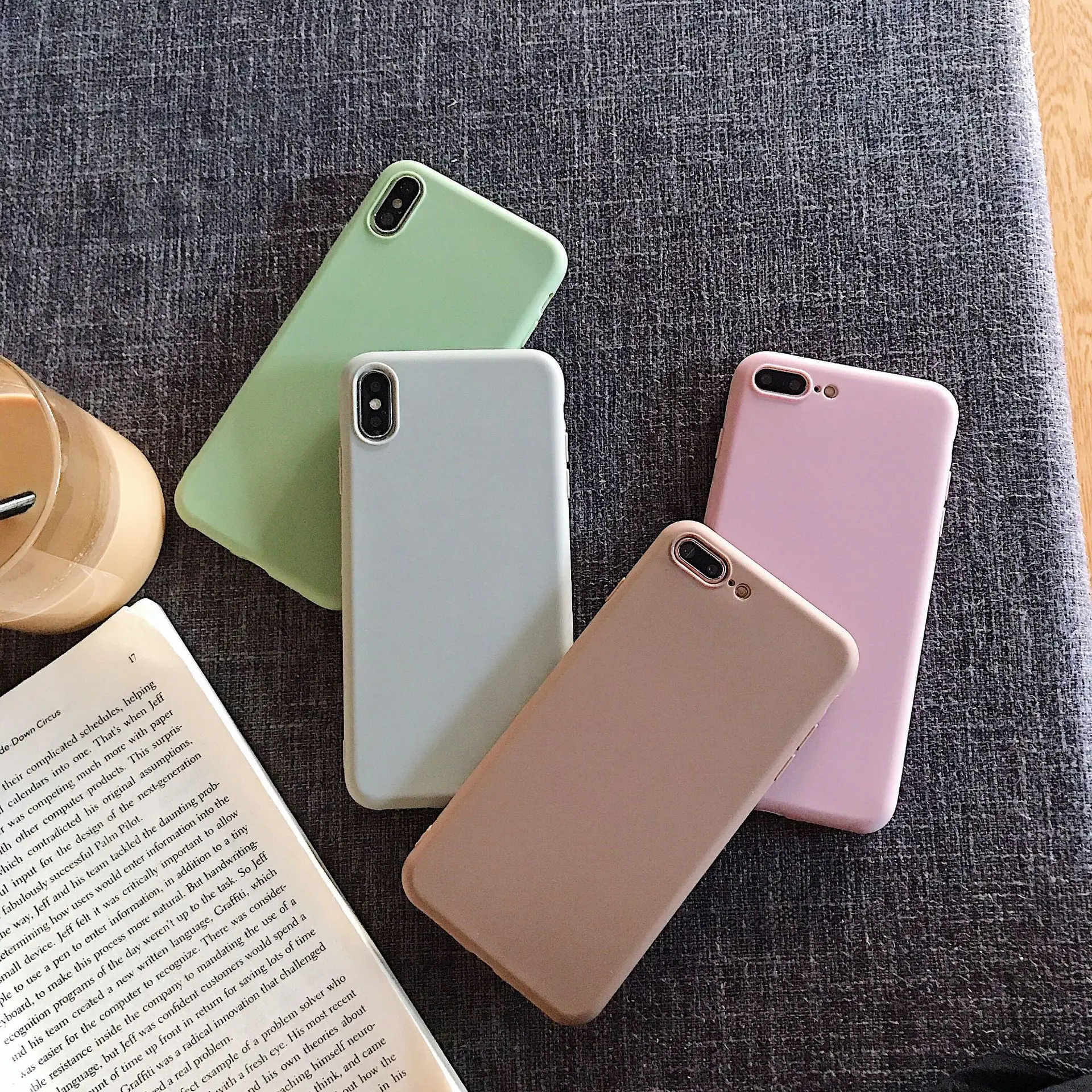 Мягкий силиконовый чехол ярких цветов с сердечком для iPhone XS Max XR X однотонные