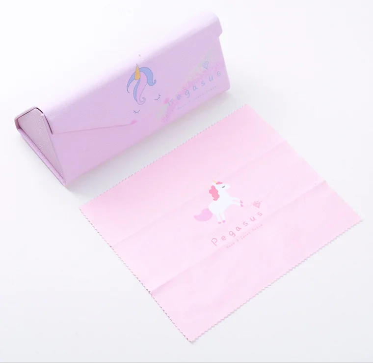 Light pink Высококачественные ПУ Чехлы для очков с единорогом для очков, модные складные солнцезащитные очки, сумка, портативный треугольный протектор для очков - Цвет: Light pink