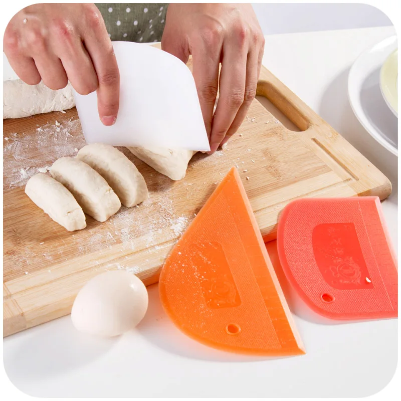 Высокое качество 1 шт. DIY скребок для выпечки нож масла пластиковый резак теста