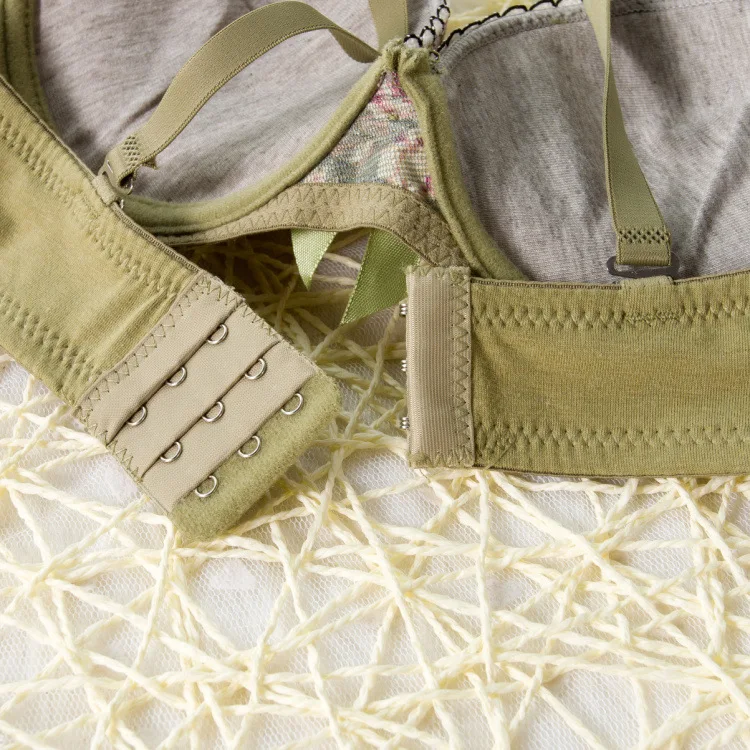 Комплект женского нижнего белья с бюстгальтером пуш ап и трусиками|bra photo|bra