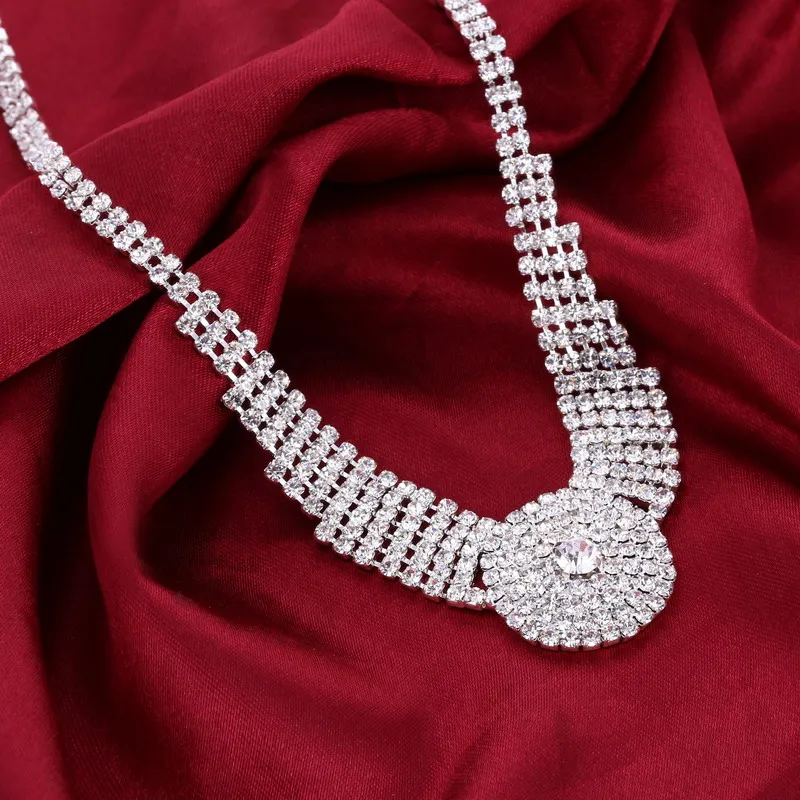 Комплект ювелирных украшений колье и серьги с кристаллами фианитами | Украшения