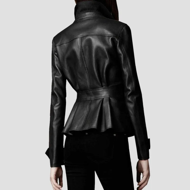 Женская кожаная куртка на пуговицах черная мотоциклетная из натуральной овечьей