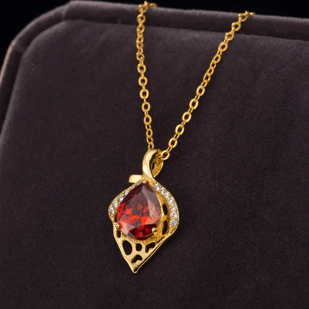 Заявление Ретро подвеска в форме сердца Цепочки и ожерелья для Для женщин желтый