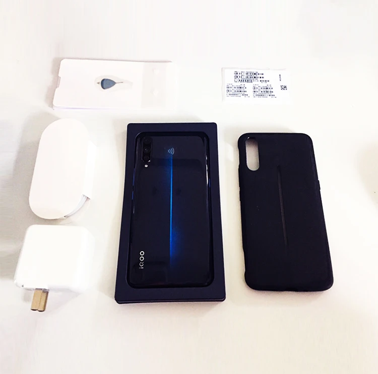 Vivo IQOO 4G LTE мобильный телефон Snapdragon 855 Android 9,0 6,4" FHD 2340X1080 8 Гб ram 128 ГБ rom отпечаток пальца NFC Face ID