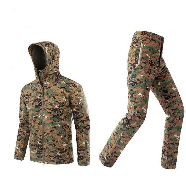 Hot Winter Men Outdoor Camping Hunting Hiking Camouflage Sets Tactical Waterproof Shark Skin Soft Shell Fleece Jacket Pants Suit - Цвет: RU camo