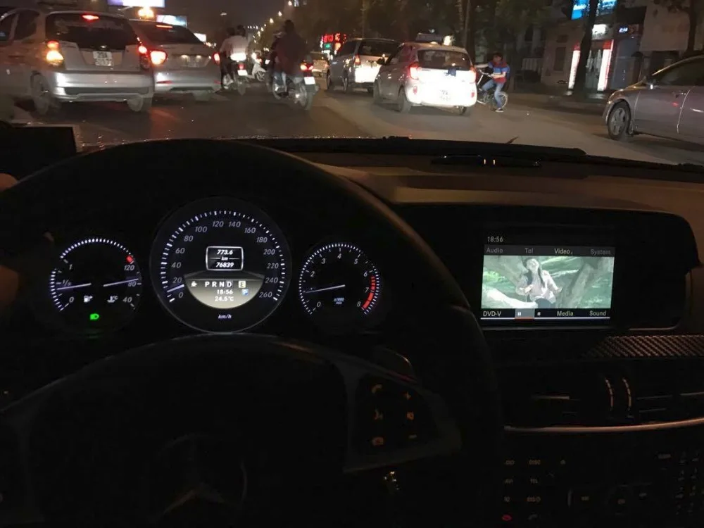 Поддерживает A/B/C/E/CLS/GLK/CLA/GLA/ML/GL/SLK/SLS/ NTG4/NTG45/NTG47/NTG5S1 навигационный хост для ТВ