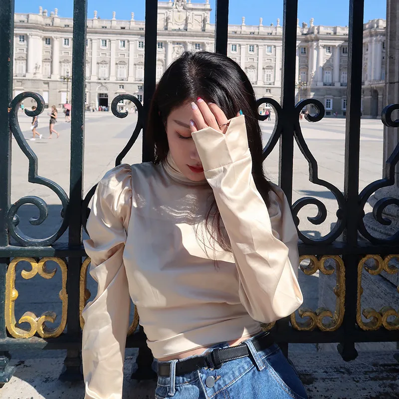 WHITNEY WANG 2019 Spring Autumn Fashion Streetwear Sexy Backless Bow Sashes Satin Blouse Women blusas Office Lady Shirt Tops |