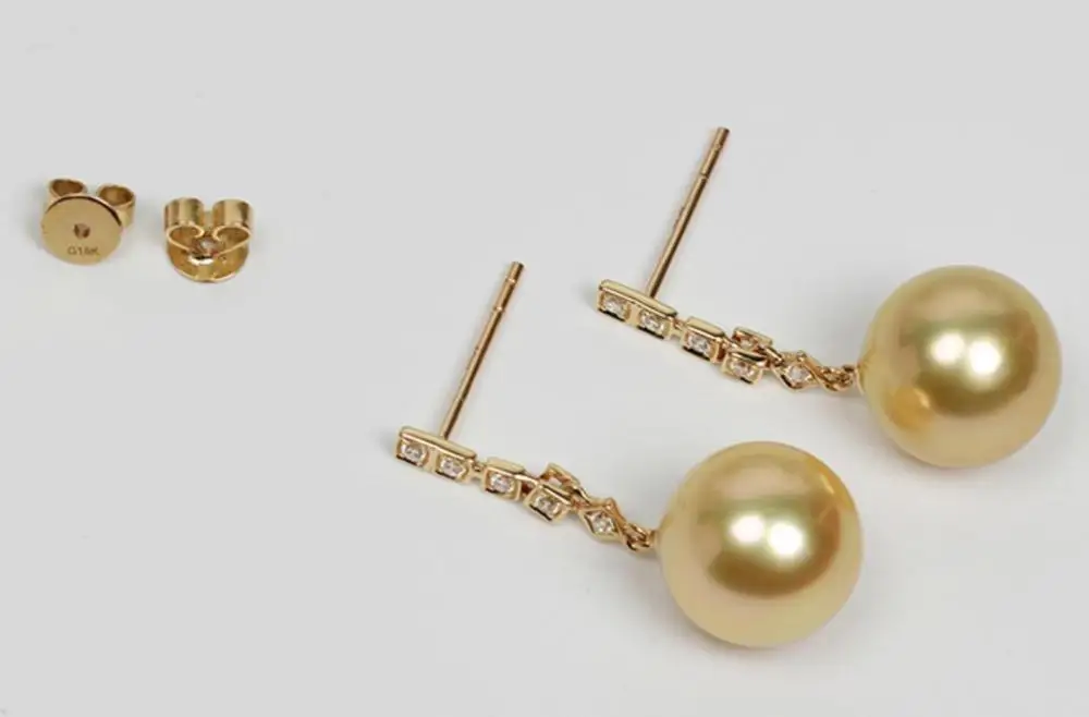 

charming 11-12mm south sea round gold pearl earring 18k