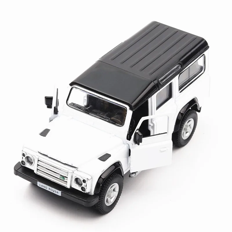 1/36 масштаб Land Rover Defender литье под давлением металла тянуть назад автомобиль
