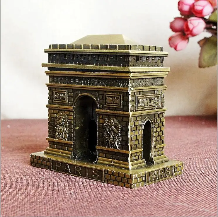 Винтажная модель Триумфальной арки ПАРИЖА из кованого железа известная во всем