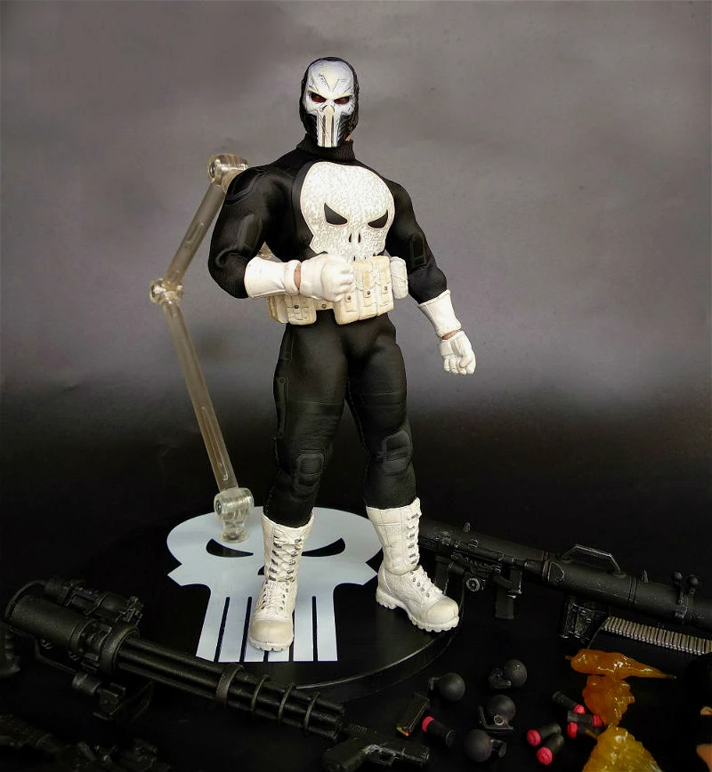 Mezco One: 12 коллективный Каратель фигурка игрушечная Статуэтка КО Версия