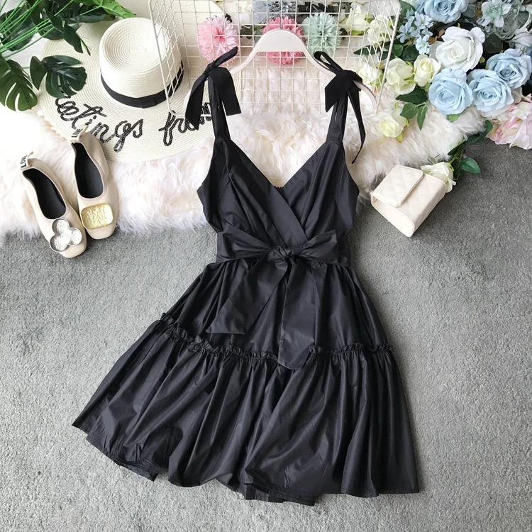 Женское короткое платье с v-образным вырезом ALPHALMODA трапециевидной формы без