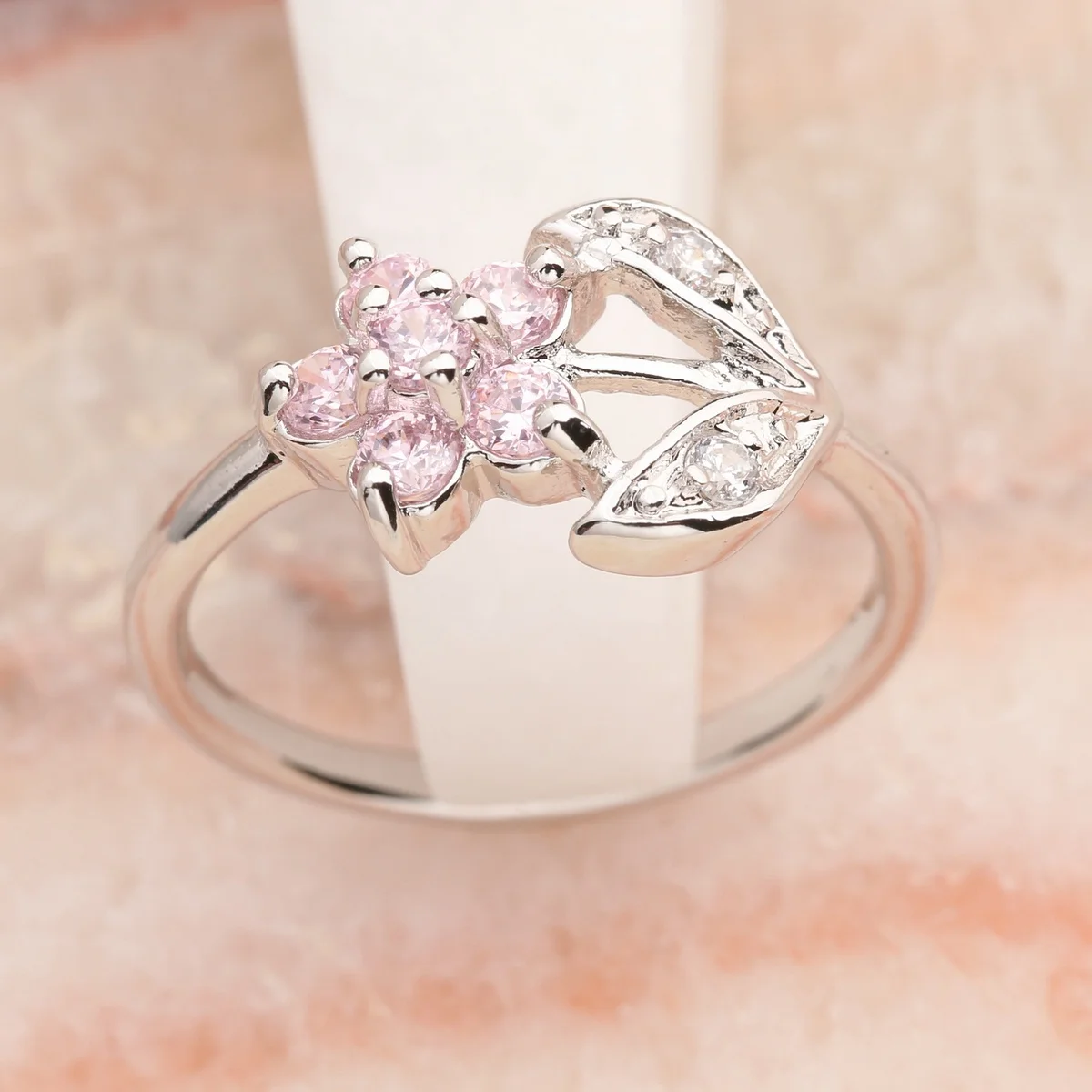 

Цветок розовый кунцит 3*3 мм полудрагоценный камень серебро крутое для женщин кольцо Q2222