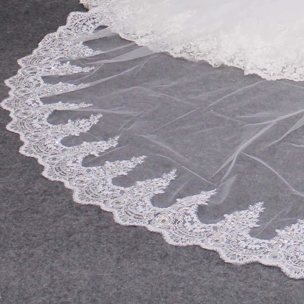 Фата свадебная Однослойная с блестками кружевными краями Свадебная