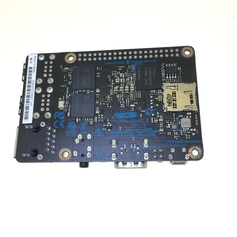 ASUS SBC Tinker board S RK3288 SoC 1 8 ГГц четырехъядерный процессор 600 МГц Mali T764 GPU 2 Гб LPDDR3 и 16 eMMC