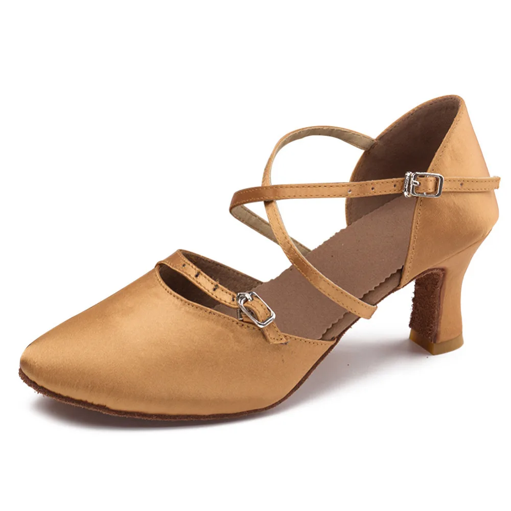 Новинка Стильная женская обувь для танцев Обувь латинских Профессиональная