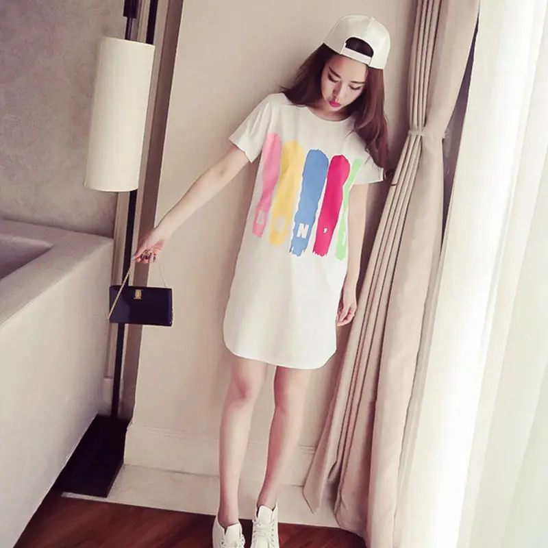 Популярное летнее женское платье до колена с буквенным принтом круглым вырезом
