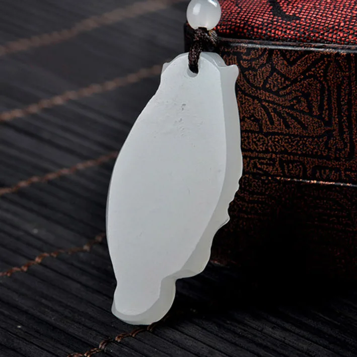Натуральный белый рыбные богатства Luck резные Yu амулет китайские fuguiyouyu