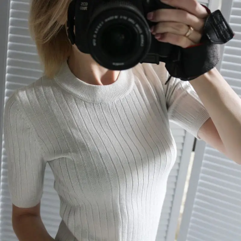 Женская футболка с люрексом GIGOGOU голубая трикотажная в рубчик короткими рукавами