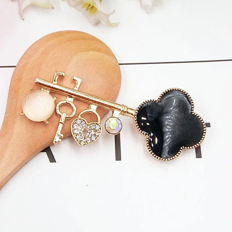 Dower Me Brand 2pcs colorful love keys Phone Drilling Mobile DIY Accessories Rhinestone Metal Decoration | Мобильные телефоны и