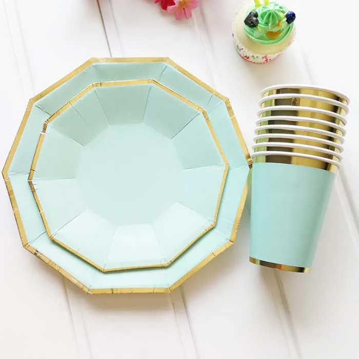 Праздничные поставки одноразовые бриллиантовые салфетки посуда для детской