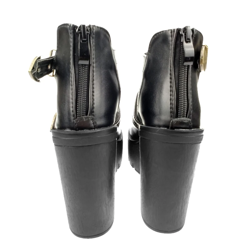 Женские ботильоны на платформе черные ботинки в стиле панк/готика с ремешком и