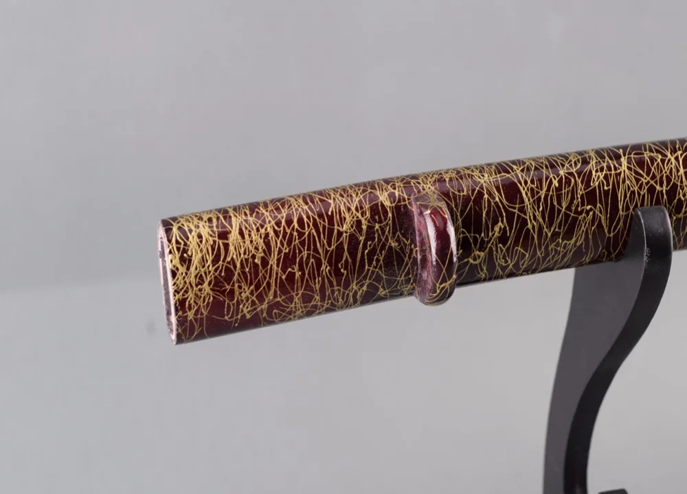 Нежный меч полностью подходящий ручной работы с золотыми линиями узор кофе Сая