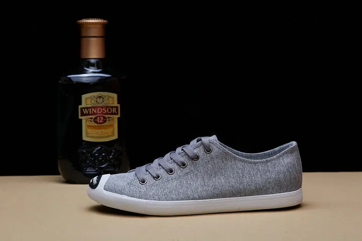 Мужская парусиновая обувь; сезон весна-осень; мужские черно-белые кроссовки на плоской подошве; Корейская версия; обувь на плоской подошве