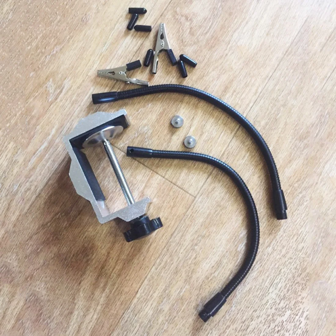 Двухкулачковый сварочный инструмент держатель для паяльника Настольная