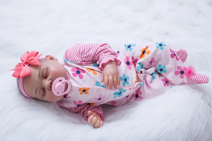 Мягкие силиконовые куклы реборн 55 см реалистичные принцессы для сна