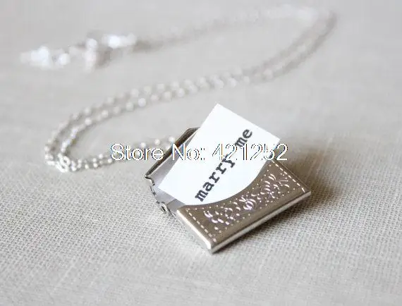 

12pcs Silver Envelope Necklace with Secret Message "marry me"
